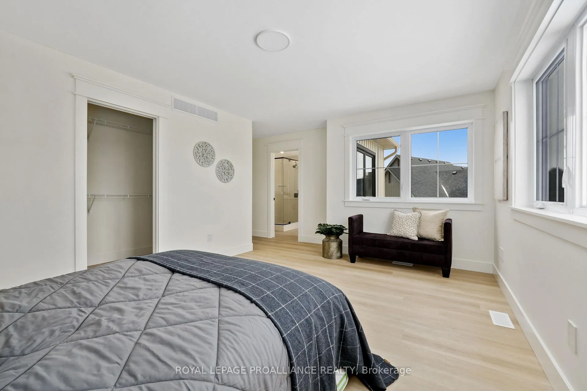 Photo 43 of 4 Hollingsworth Street, Prince Edward County, Sophiasburg Ward — HOMEH