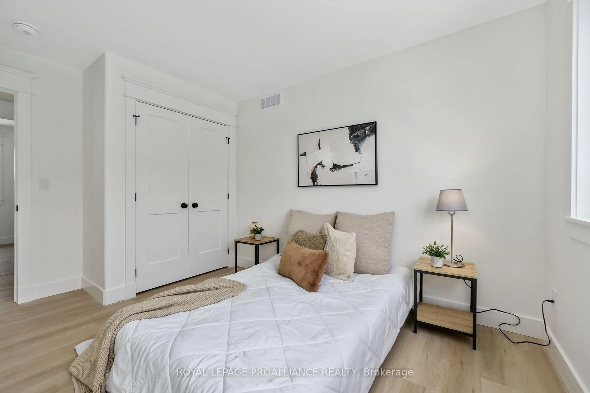 Photo 35 of 4 Hollingsworth Street, Prince Edward County, Sophiasburg Ward — HOMEH