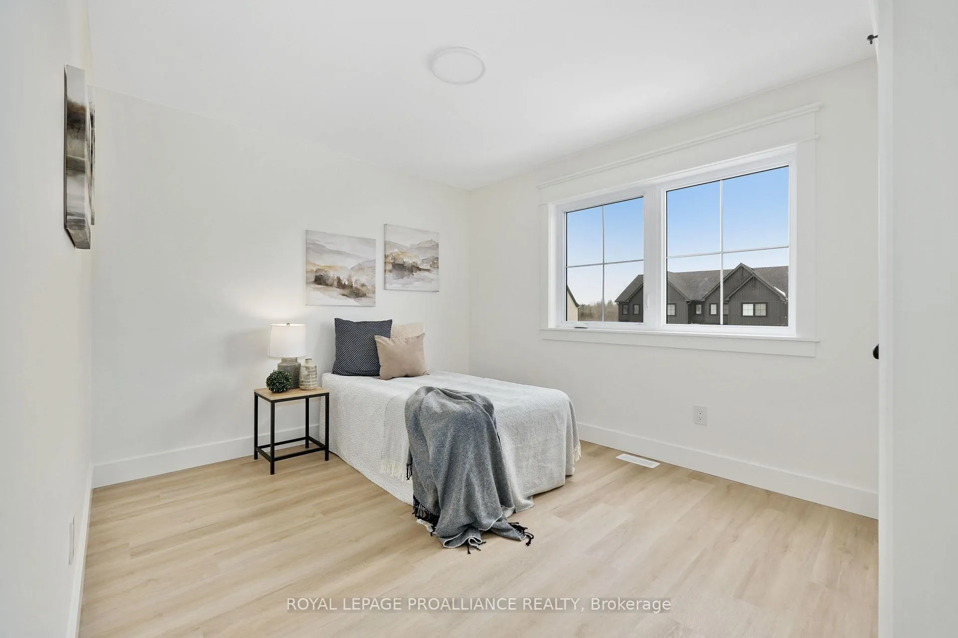 Photo 29 of 4 Hollingsworth Street, Prince Edward County, Sophiasburg Ward — HOMEH