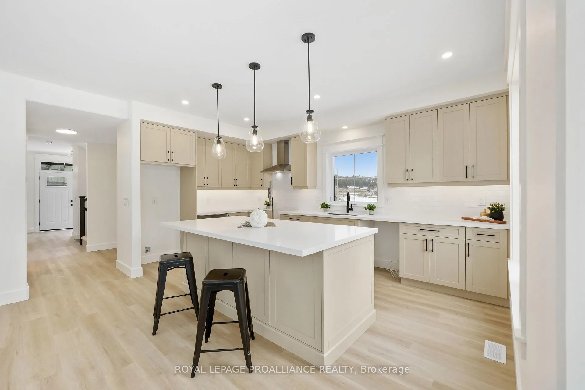 Photo 13 of 4 Hollingsworth Street, Prince Edward County, Sophiasburg Ward — HOMEH