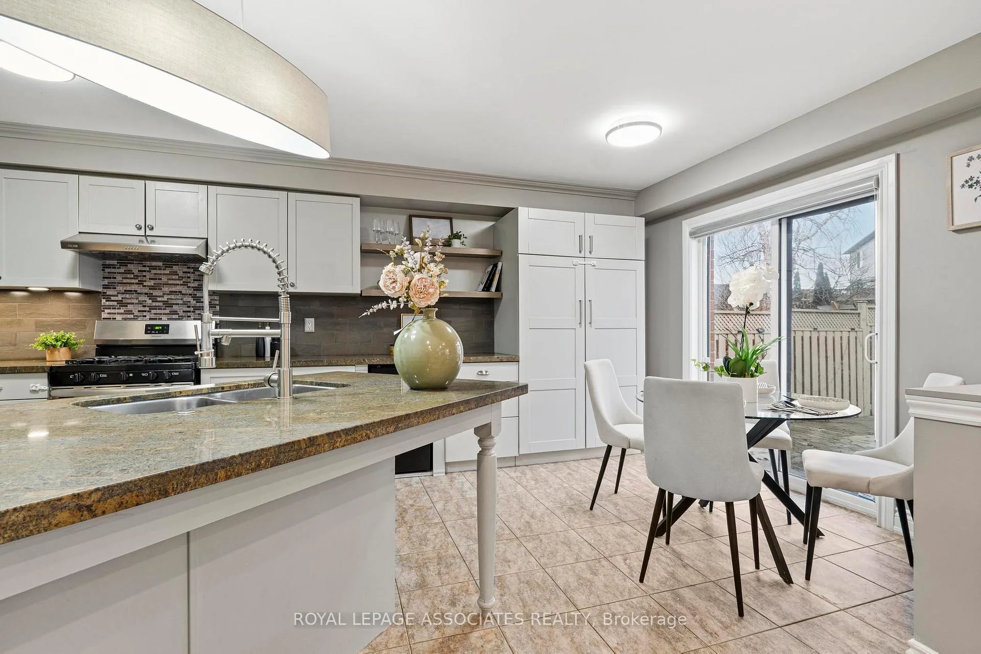 Photo 13 of 1044 Langford Street, Oshawa, Eastdale — HOMEH