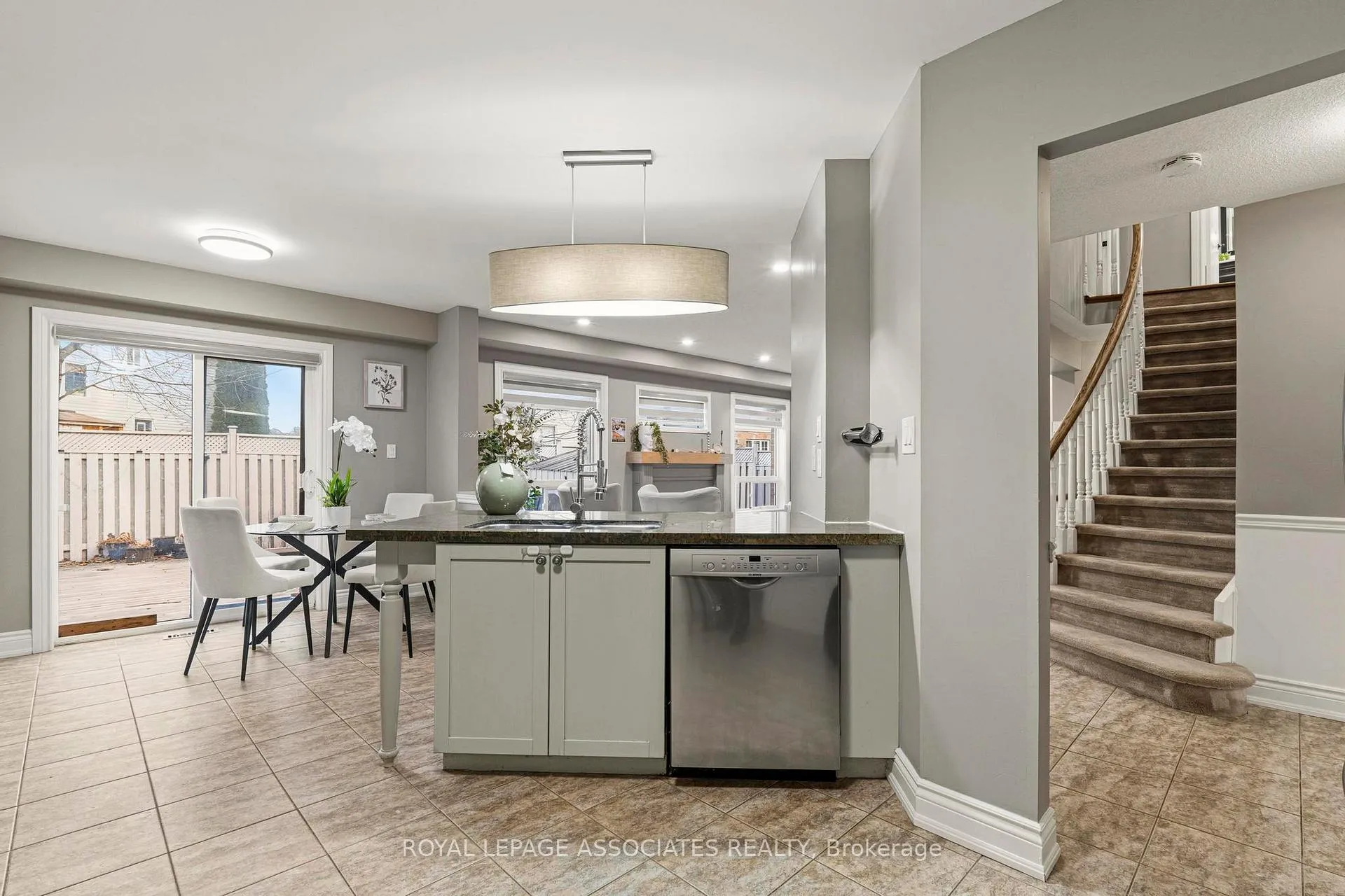 Photo 19 of 1044 Langford Street, Oshawa, Eastdale — HOMEH