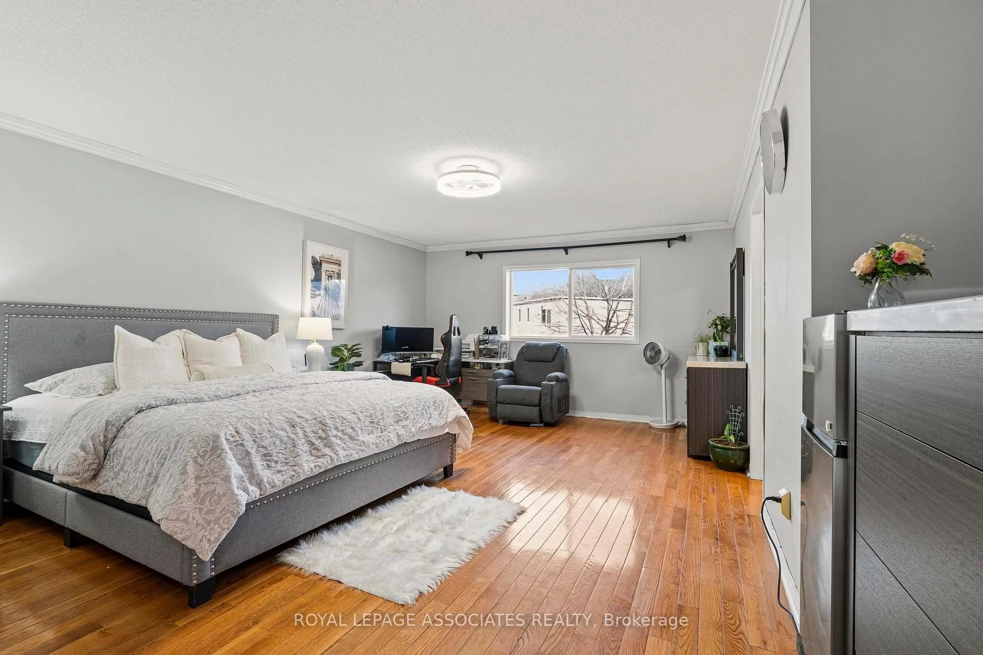 Photo 28 of 1044 Langford Street, Oshawa, Eastdale — HOMEH