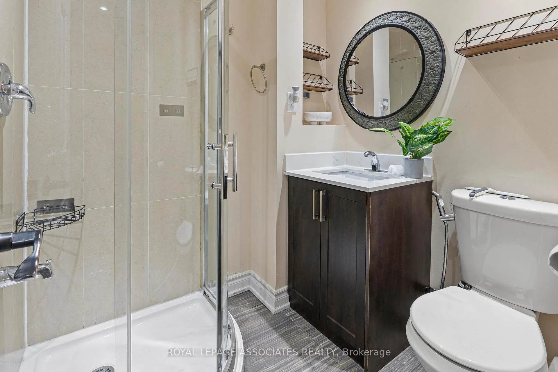 Photo 37 of 1044 Langford Street, Oshawa, Eastdale — HOMEH