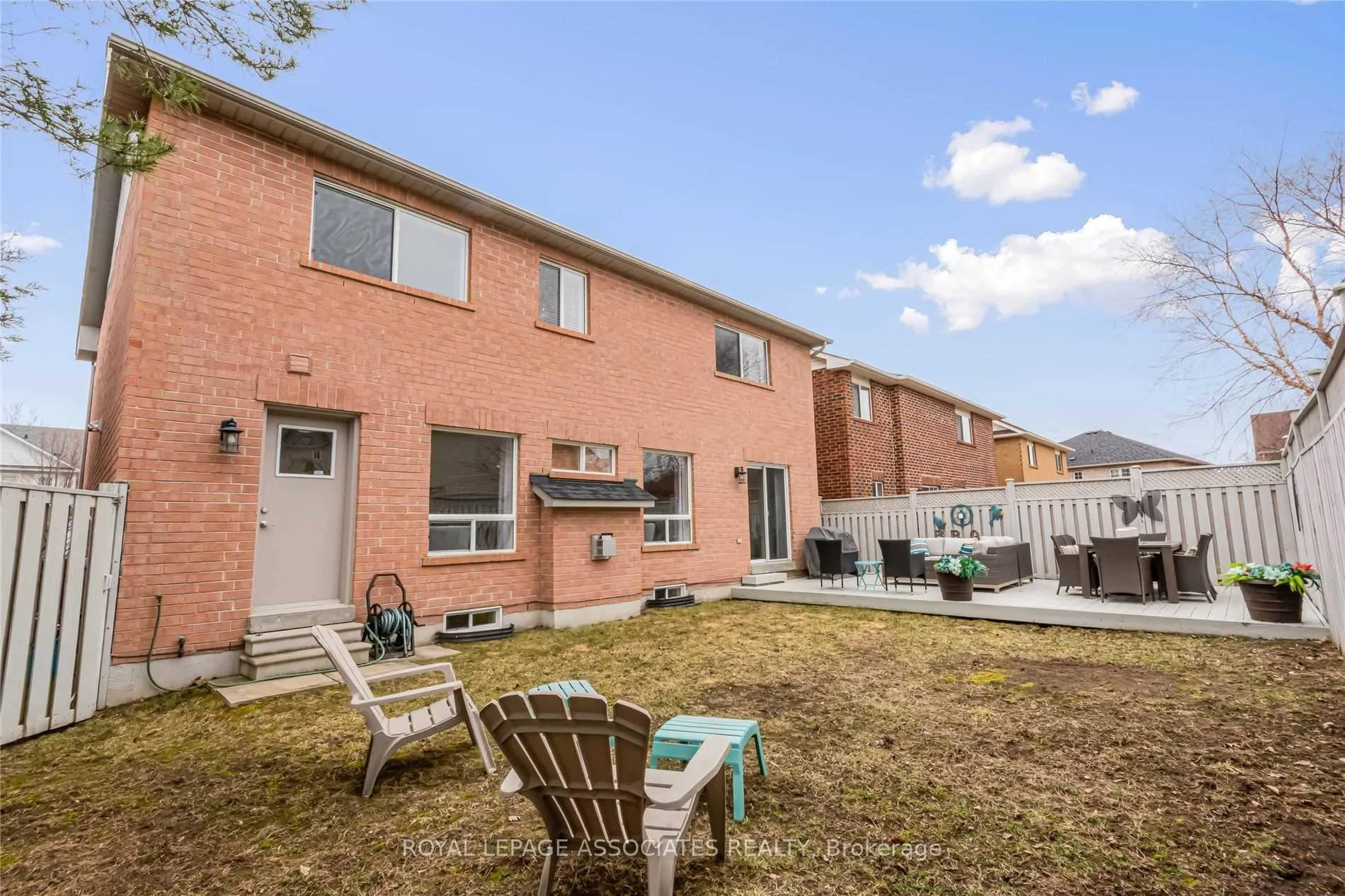 Photo 39 of 1044 Langford Street, Oshawa, Eastdale — HOMEH