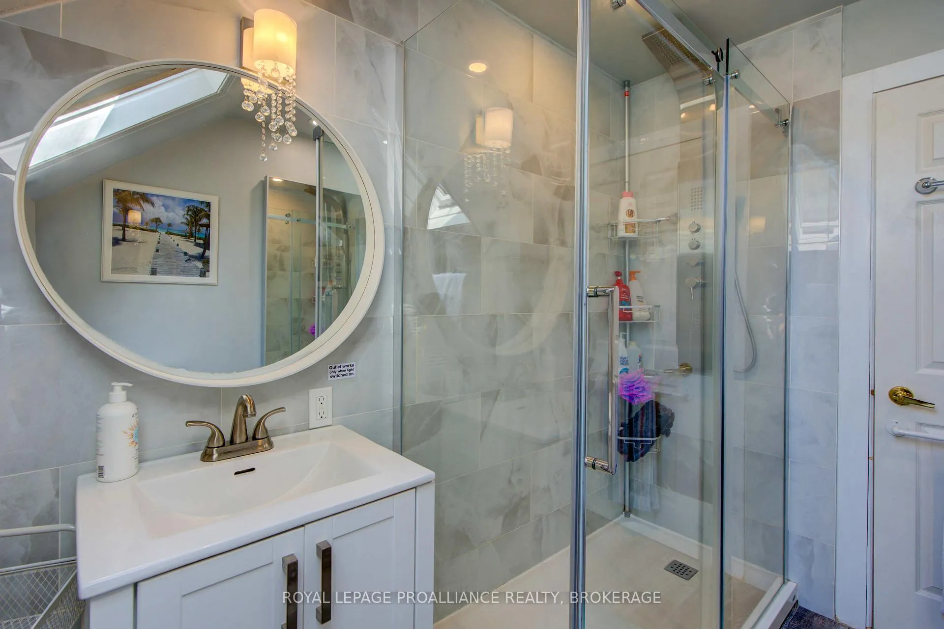 Photo 15 of 160A Bagot Street, Kingston, Central City East — HOMEH