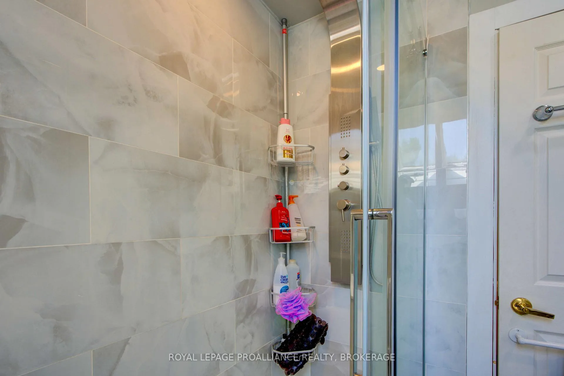 Photo 17 of 160A Bagot Street, Kingston, Central City East — HOMEH