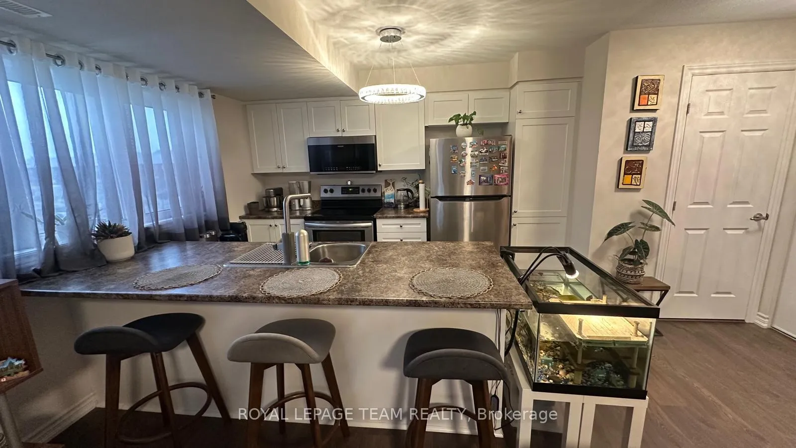 Photo 3 of 267 Zenith Private, Ottawa, Barrhaven - Half Moon Bay — HOMEH