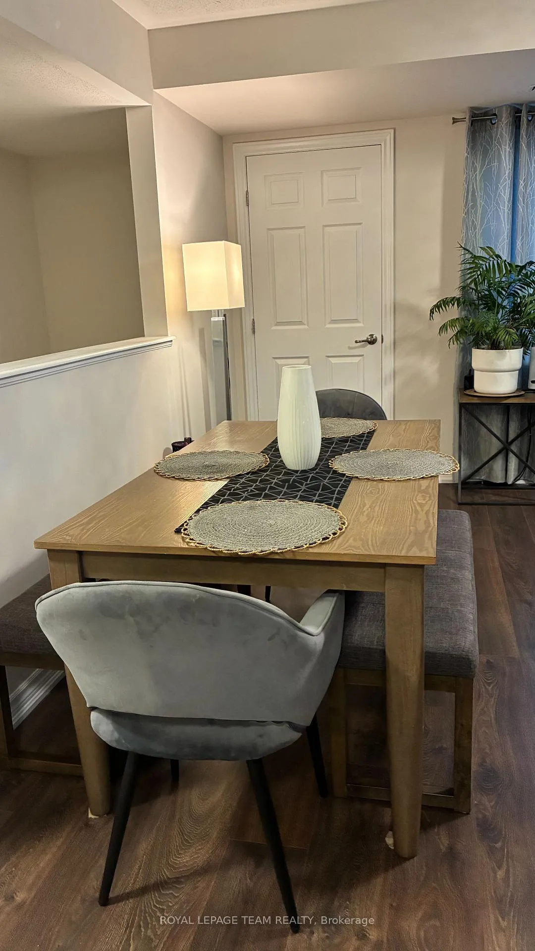 Photo 5 of 267 Zenith Private, Ottawa, Barrhaven - Half Moon Bay — HOMEH