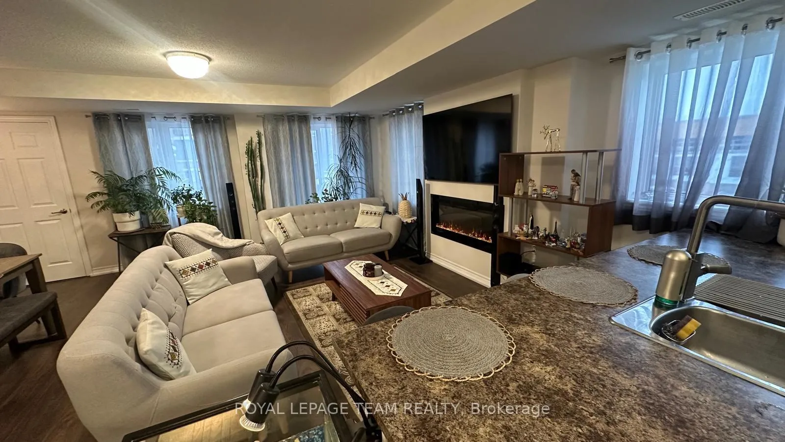 Photo 8 of 267 Zenith Private, Ottawa, Barrhaven - Half Moon Bay — HOMEH