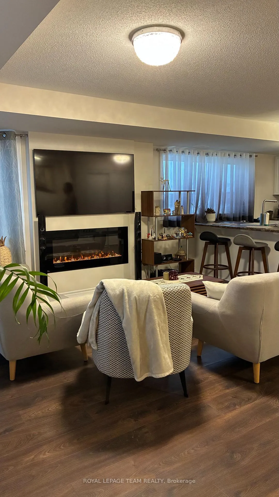 Photo 9 of 267 Zenith Private, Ottawa, Barrhaven - Half Moon Bay — HOMEH