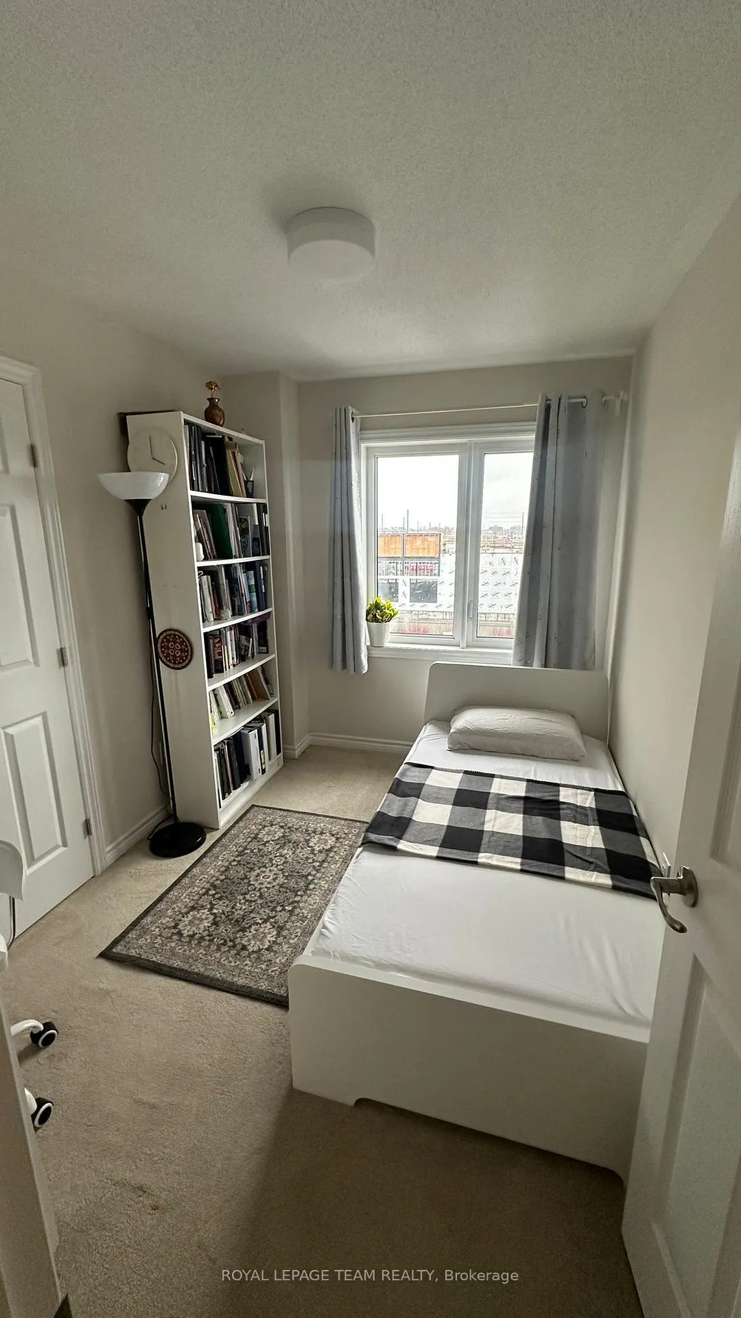 Photo 19 of 267 Zenith Private, Ottawa, Barrhaven - Half Moon Bay — HOMEH