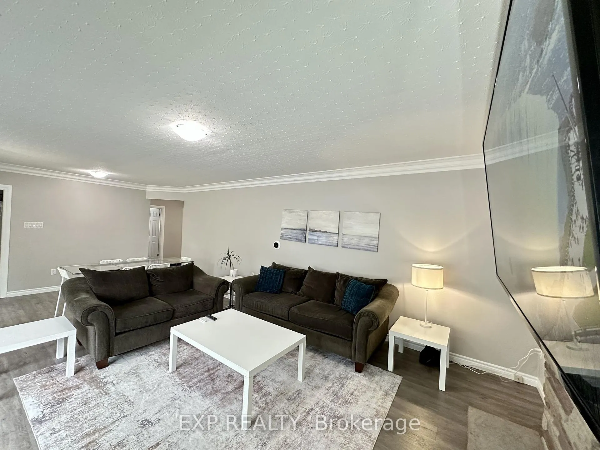 Photo 4 of 16 Broadview Avenue, St. Catharines, Glendale/Glenridge — HOMEH