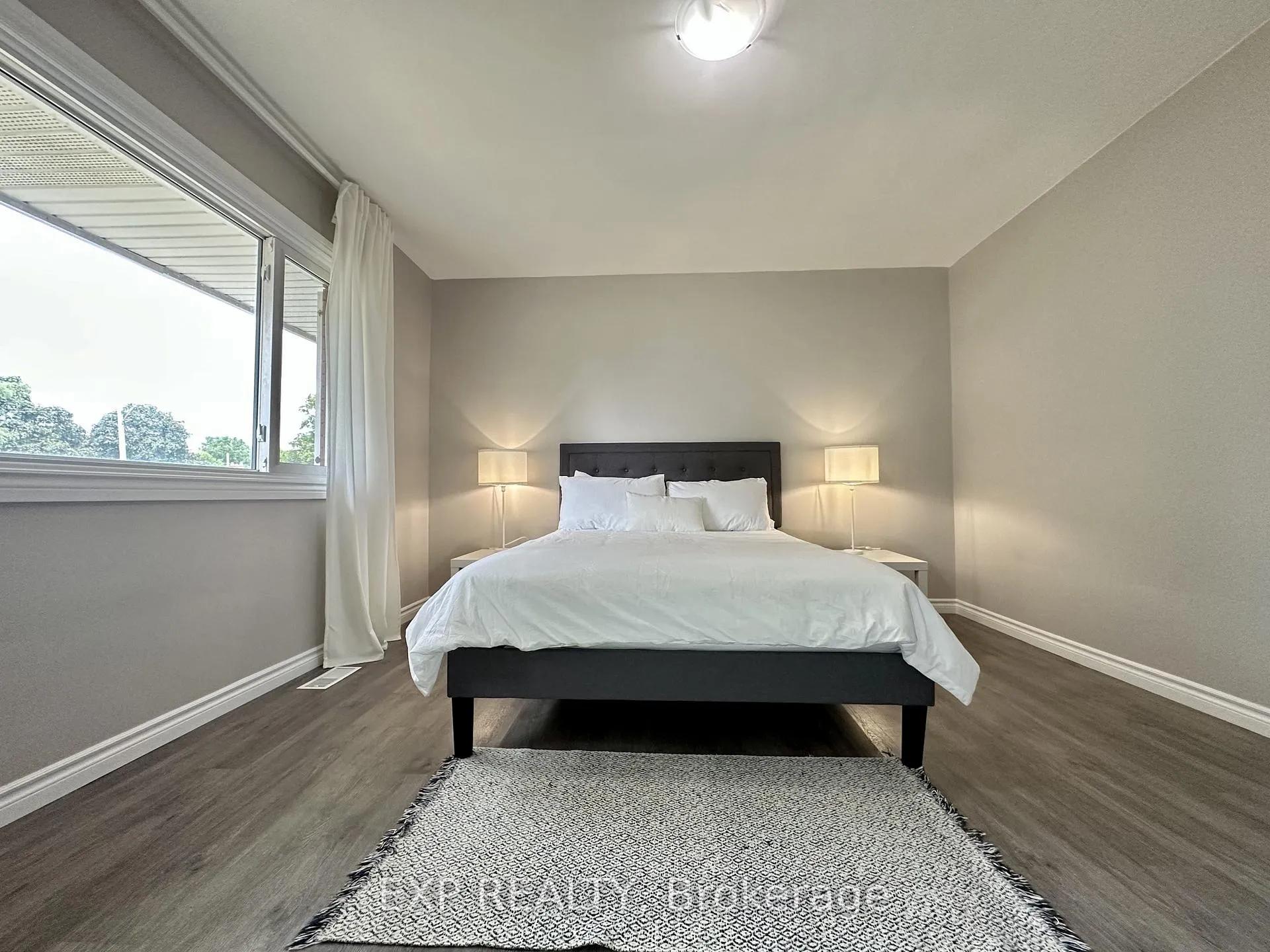 Photo 7 of 16 Broadview Avenue, St. Catharines, Glendale/Glenridge — HOMEH