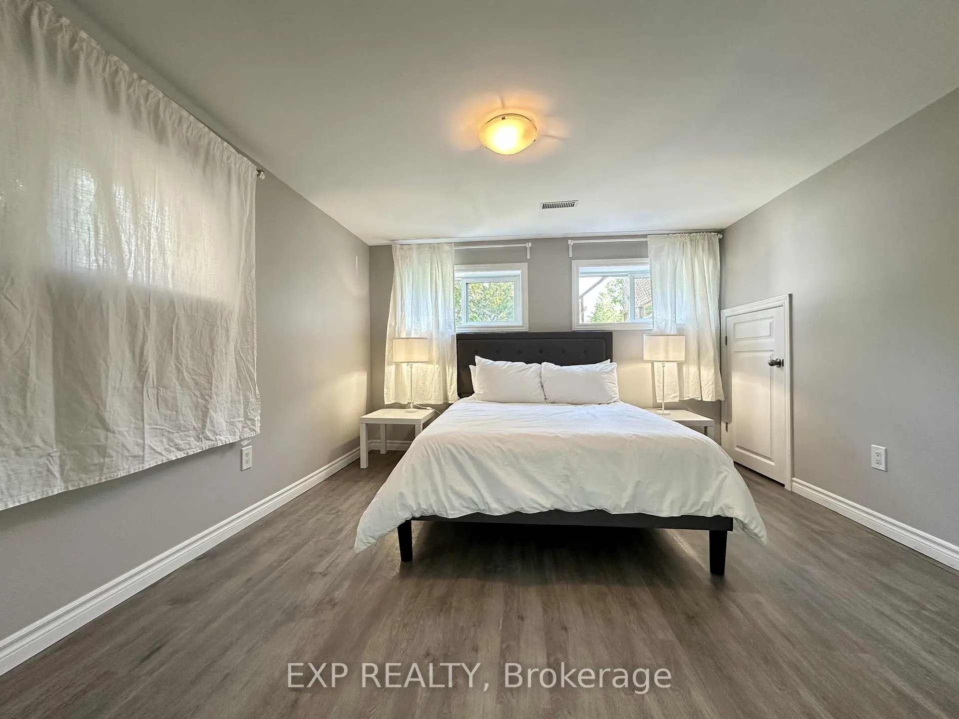 Photo 25 of 16 Broadview Avenue, St. Catharines, Glendale/Glenridge — HOMEH