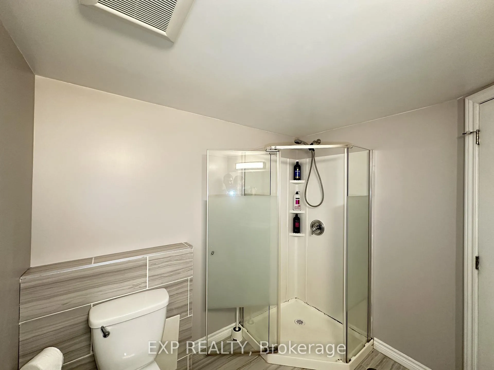 Photo 27 of 16 Broadview Avenue, St. Catharines, Glendale/Glenridge — HOMEH