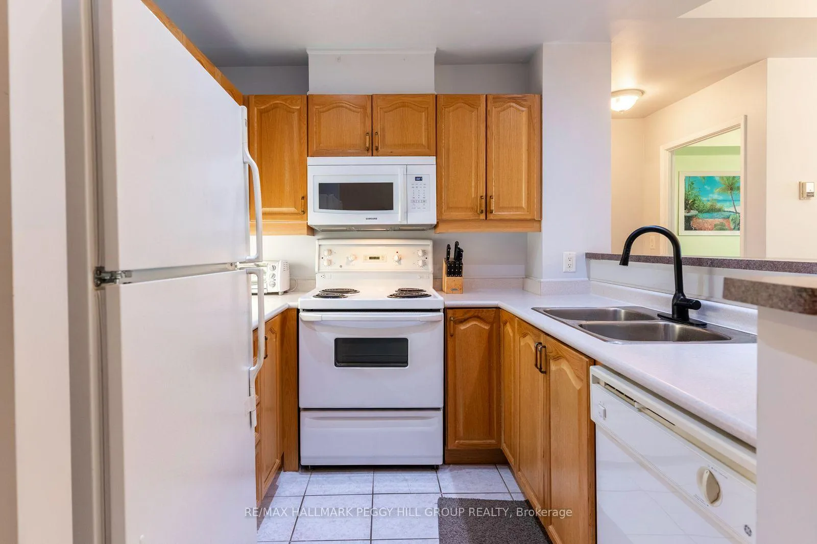 Photo 7 of Unit 401, 2 Toronto Street, Barrie, City Centre — HOMEH
