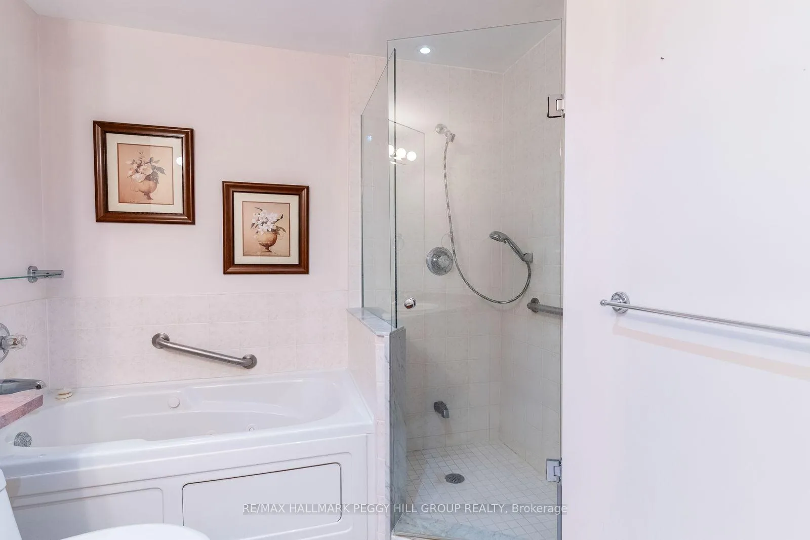 Photo 11 of Unit 401, 2 Toronto Street, Barrie, City Centre — HOMEH