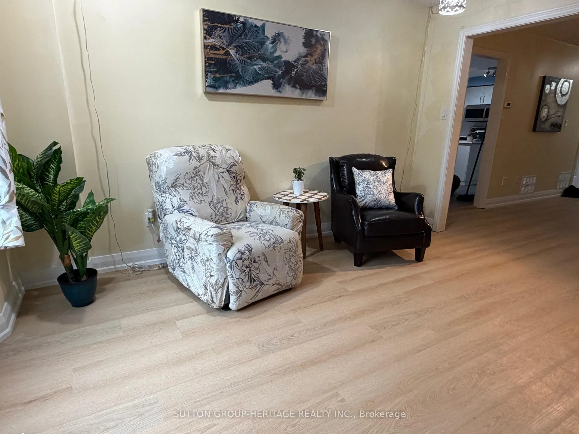 Photo 14 of 52 Barnes Drive, Ajax, Central — HOMEH