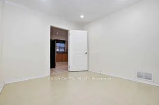 Photo 7 of Unit 3, 100 Rajah Street, Toronto, Englemount-Lawrence — HOMEH