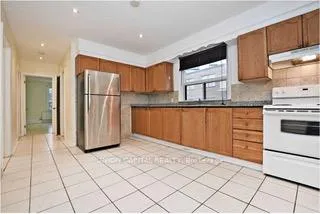 Photo 9 of Unit 3, 100 Rajah Street, Toronto, Englemount-Lawrence — HOMEH