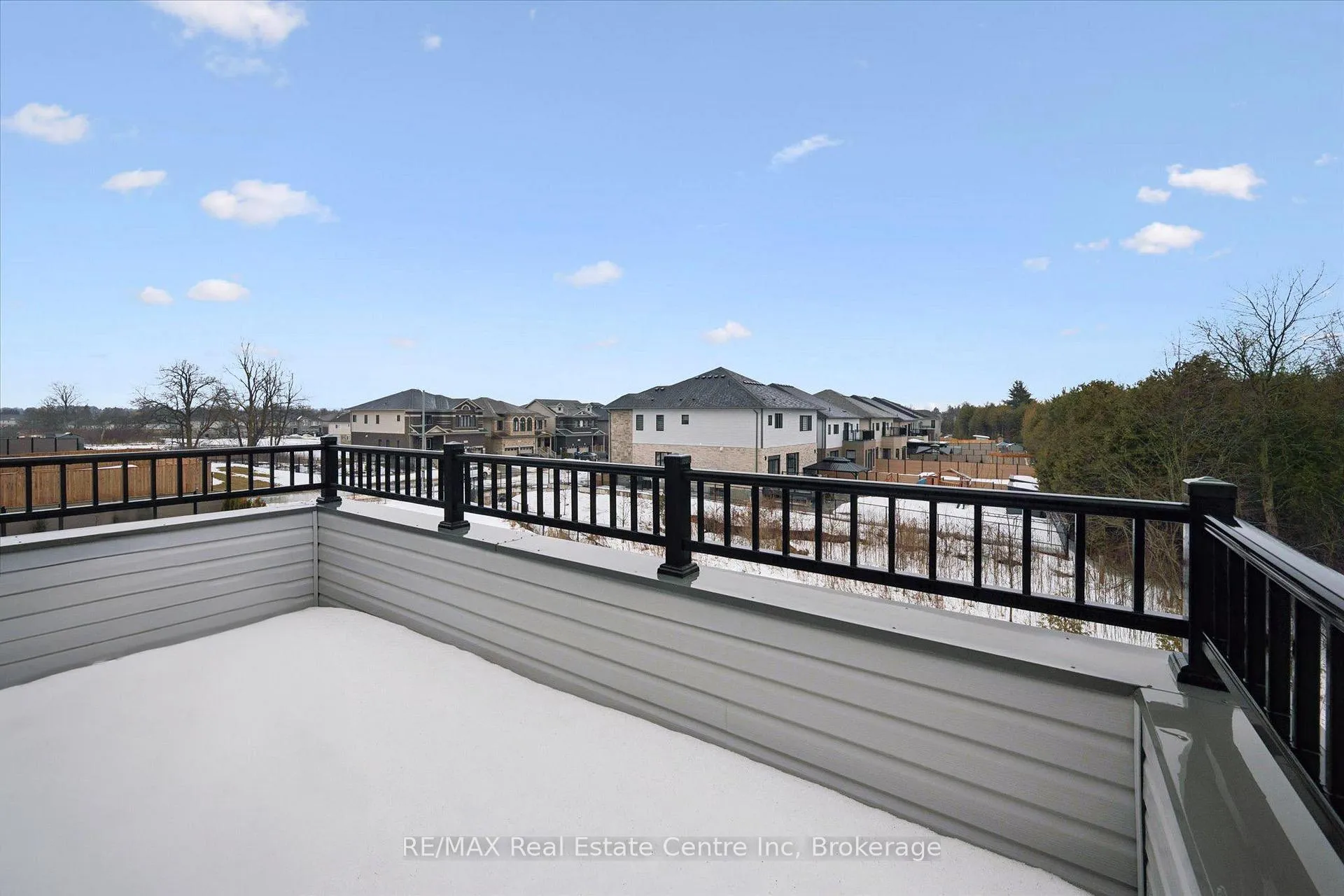 Photo 20 of 187 Ambrous Crescent, Guelph, Kortright East — HOMEH