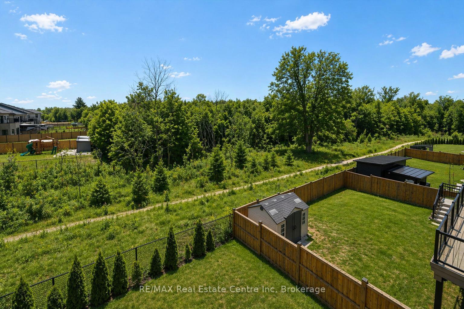 Photo 40 of 187 Ambrous Crescent, Guelph, Kortright East — HOMEH