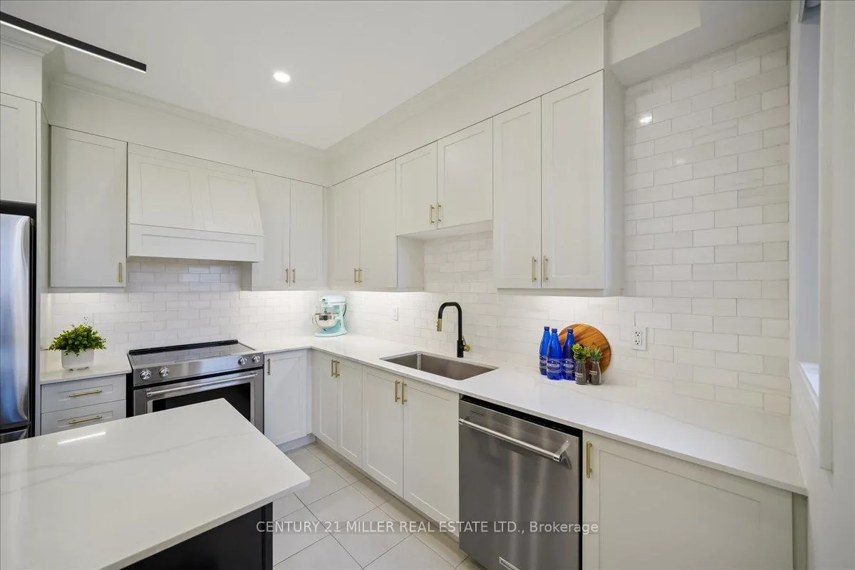 Photo 14 of 3401 Sixth Line, Oakville, Glenorchy — HOMEH