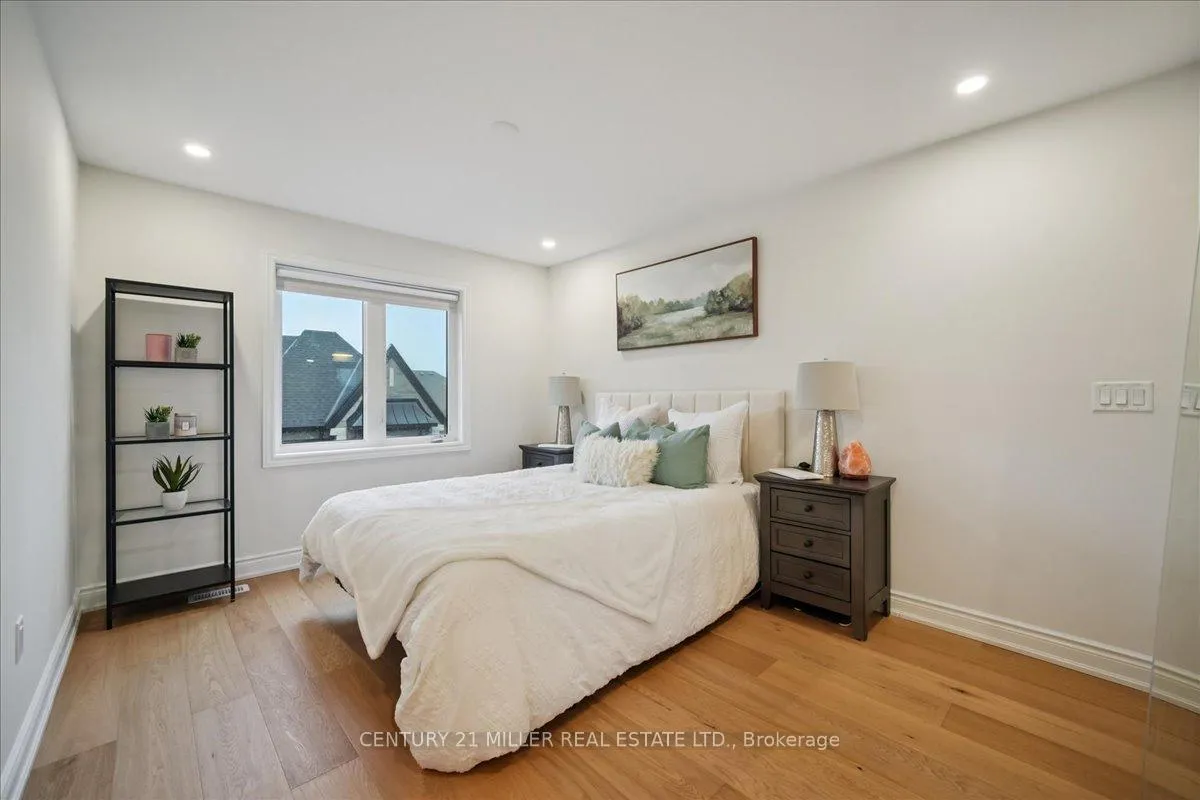 Photo 20 of 3401 Sixth Line, Oakville, Glenorchy — HOMEH