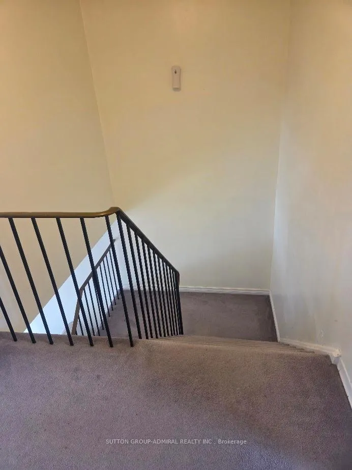 Photo 12 of 112 Patrice Crescent, Vaughan, Crestwood-Springfarm-Yorkhill — HOMEH