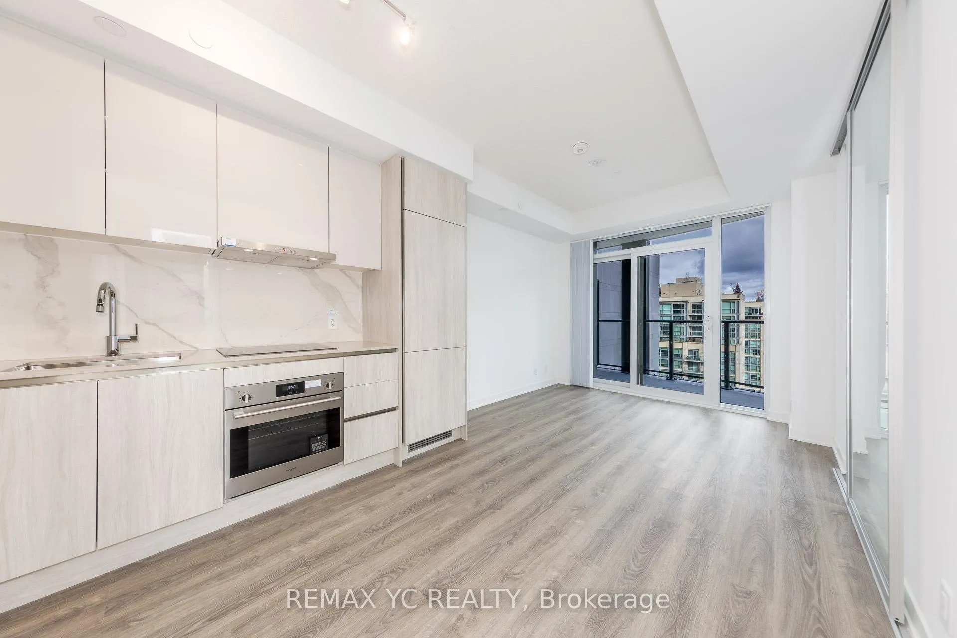 Photo 19 of Unit 1703, 180 Front Street E, Toronto, Moss Park — HOMEH