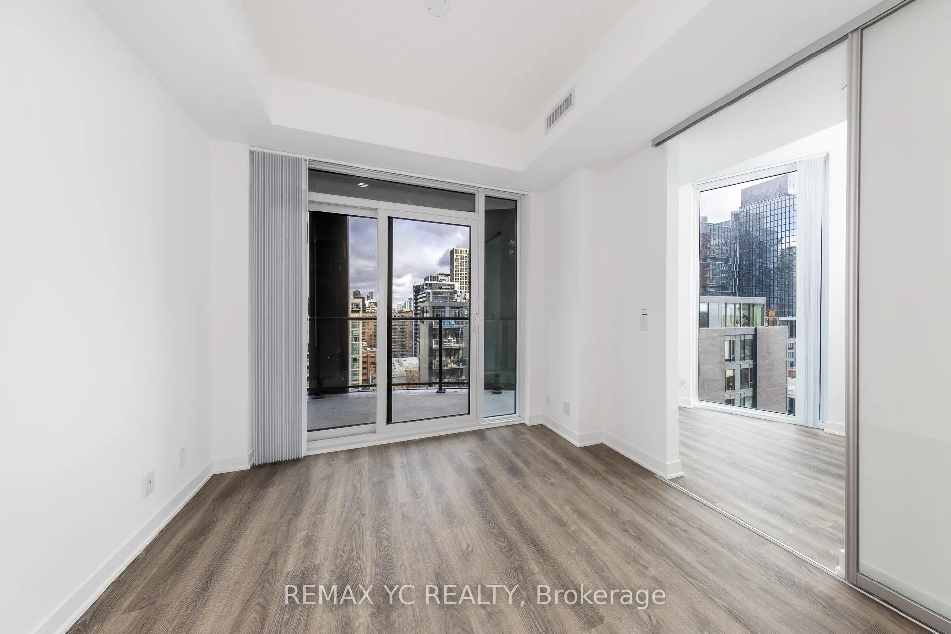 Photo 21 of Unit 1703, 180 Front Street E, Toronto, Moss Park — HOMEH