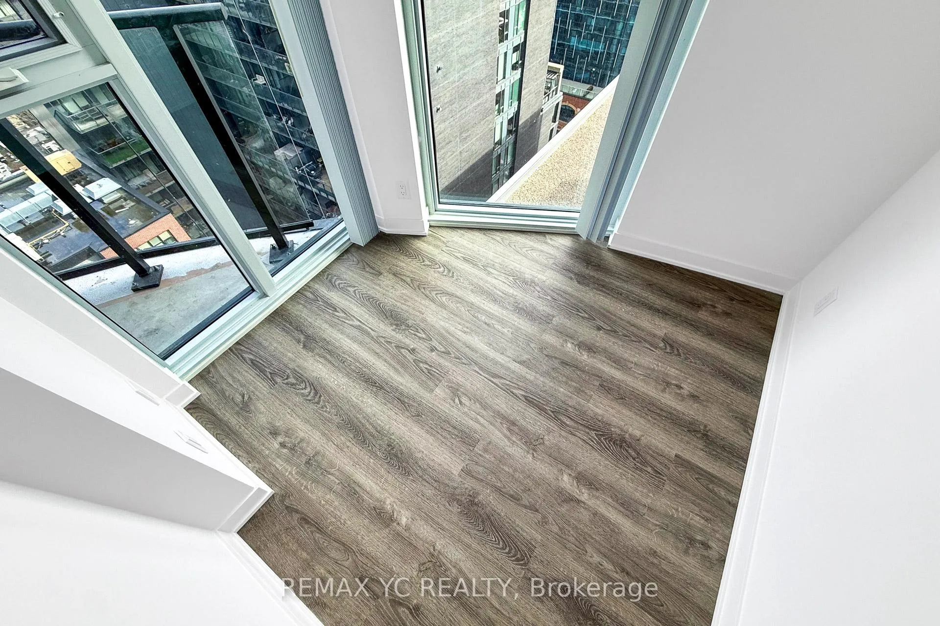 Photo 27 of Unit 1703, 180 Front Street E, Toronto, Moss Park — HOMEH