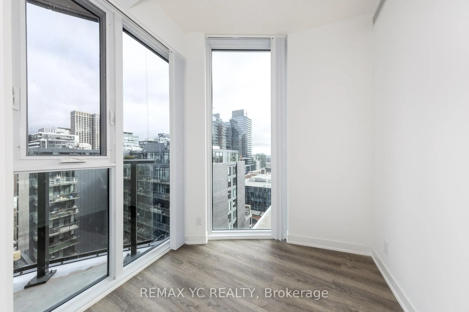 Photo 29 of Unit 1703, 180 Front Street E, Toronto, Moss Park — HOMEH