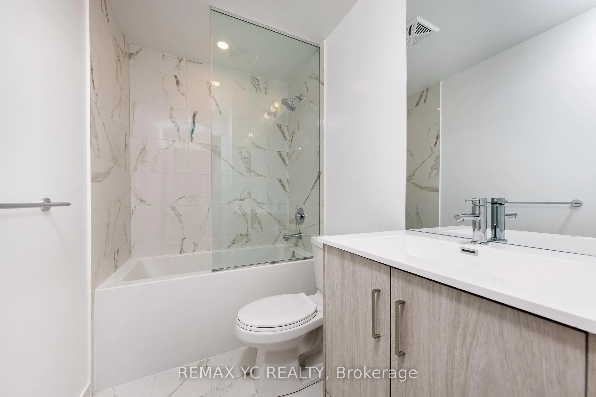 Photo 30 of Unit 1703, 180 Front Street E, Toronto, Moss Park — HOMEH