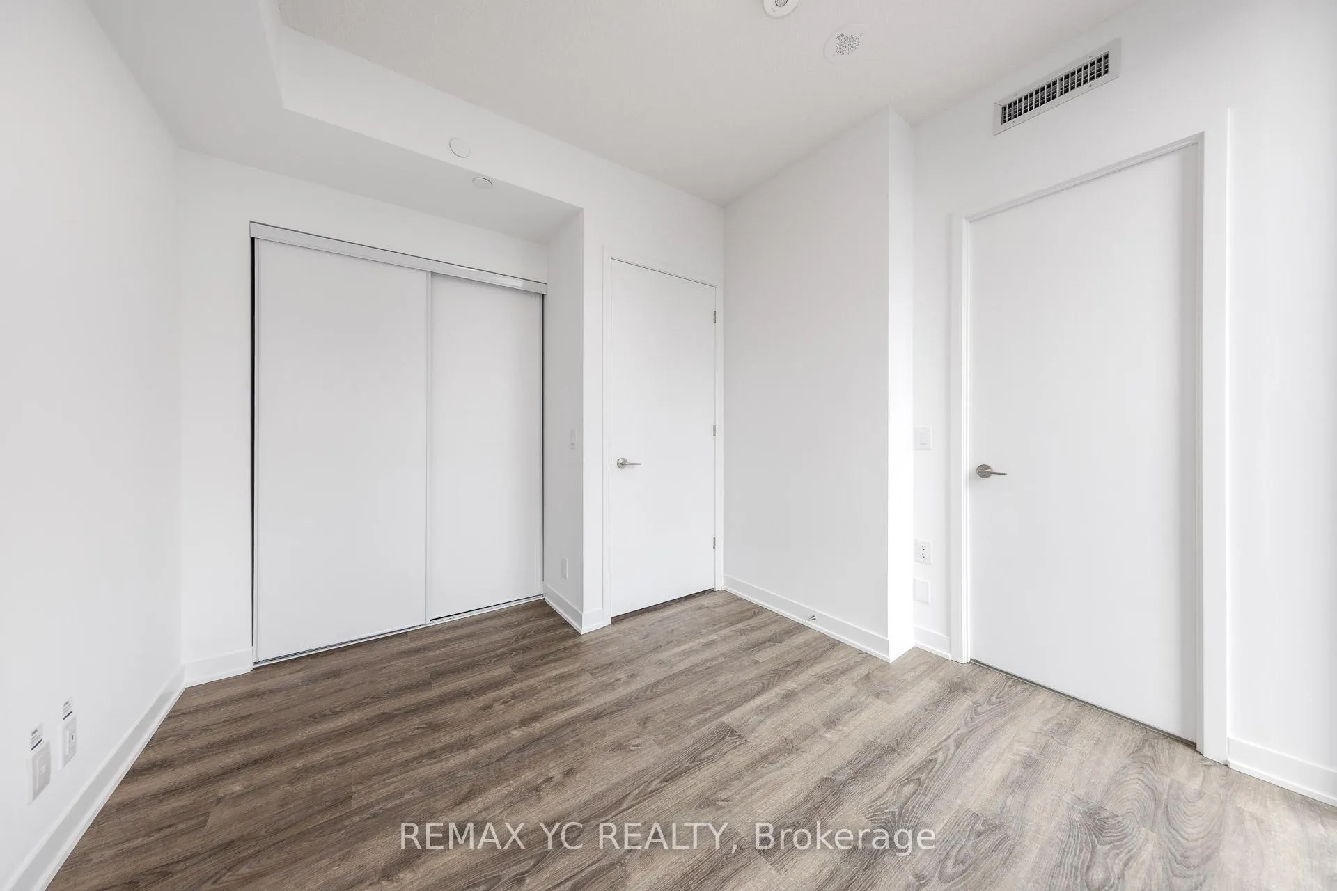 Photo 33 of Unit 1703, 180 Front Street E, Toronto, Moss Park — HOMEH