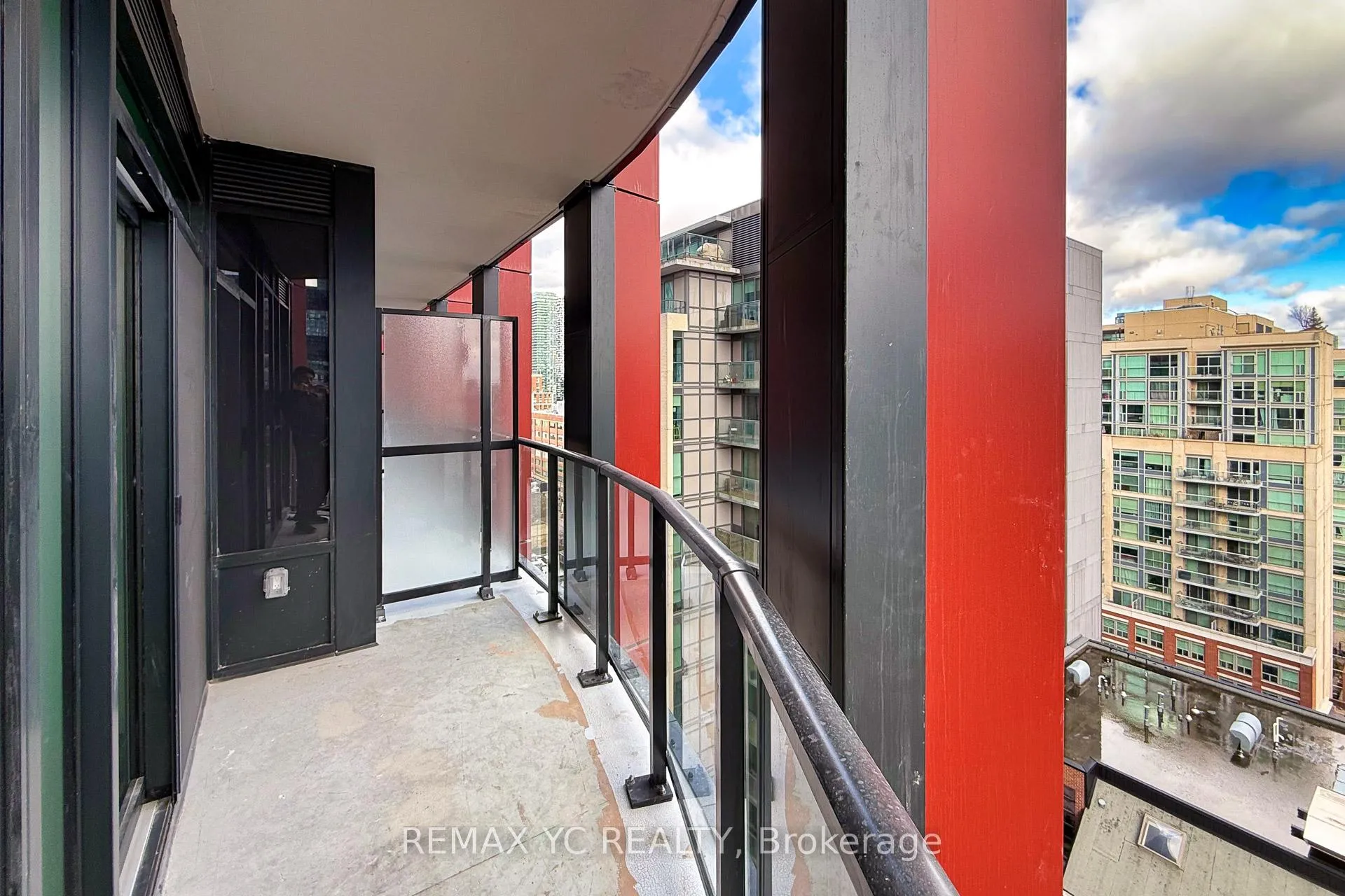 Photo 39 of Unit 1703, 180 Front Street E, Toronto, Moss Park — HOMEH