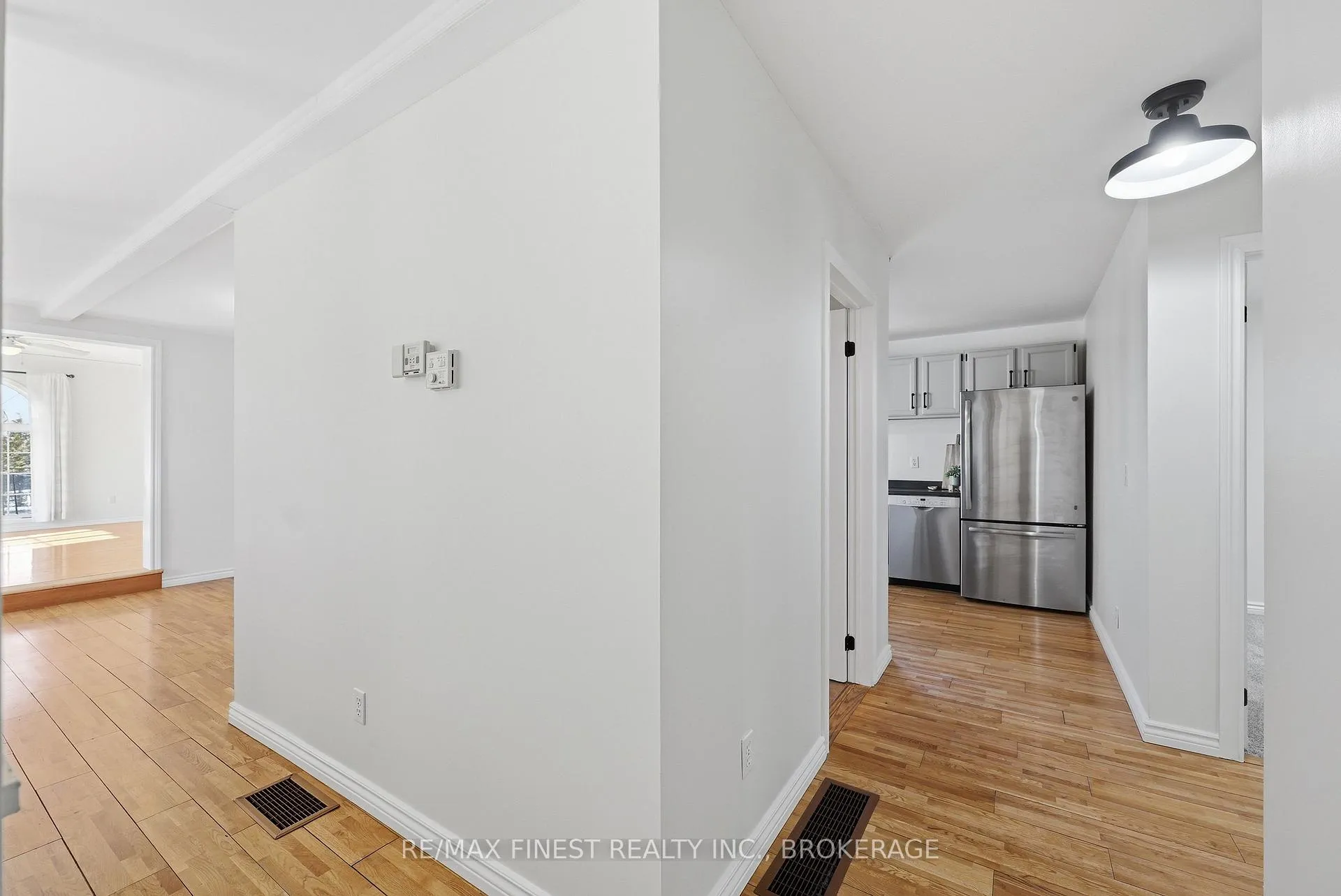 Photo 14 of 704 Wing Road, Loyalist, Lennox and Addington - South — HOMEH