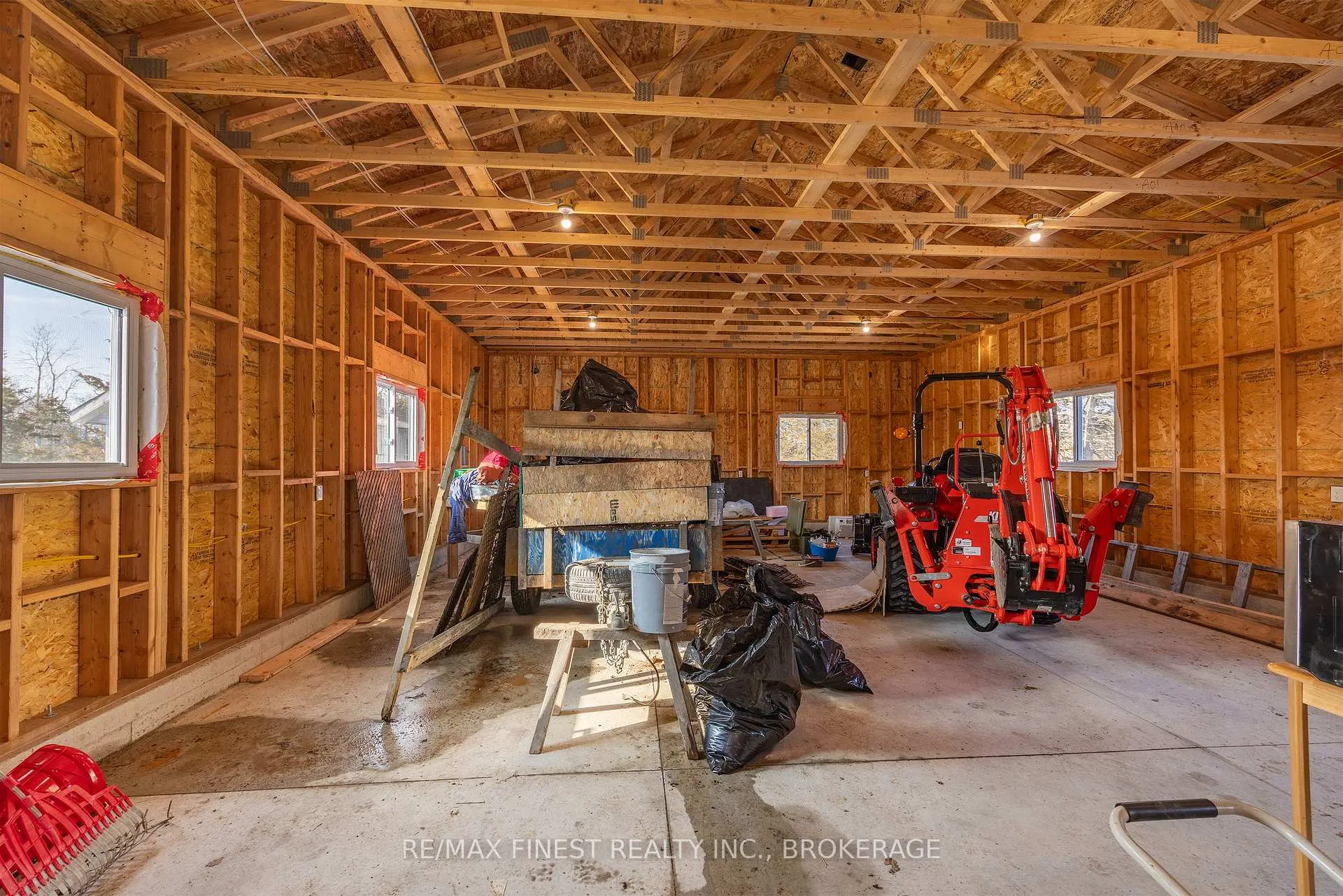 Photo 41 of 704 Wing Road, Loyalist, Lennox and Addington - South — HOMEH