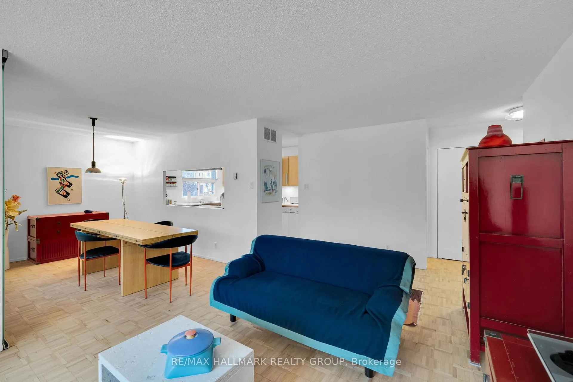 Photo 6 of Unit 203, 40 Arthur Street, Ottawa, West Centre Town — HOMEH