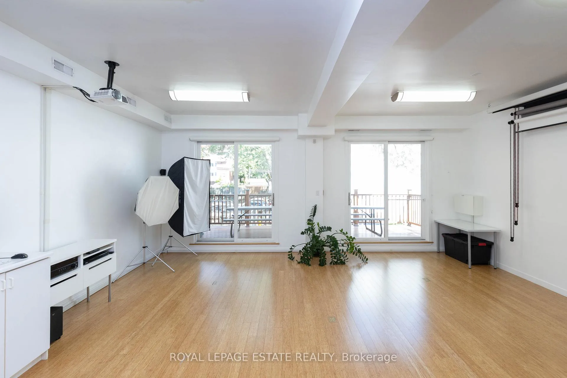 Photo 3 of 432 Queen Street E, Toronto, Regent Park — HOMEH