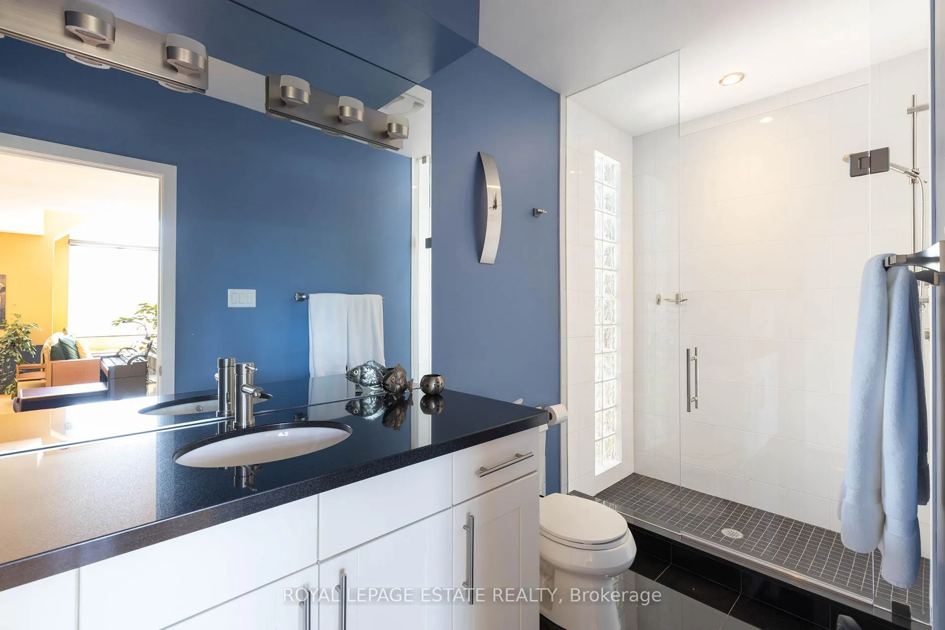 Photo 10 of 432 Queen Street E, Toronto, Regent Park — HOMEH