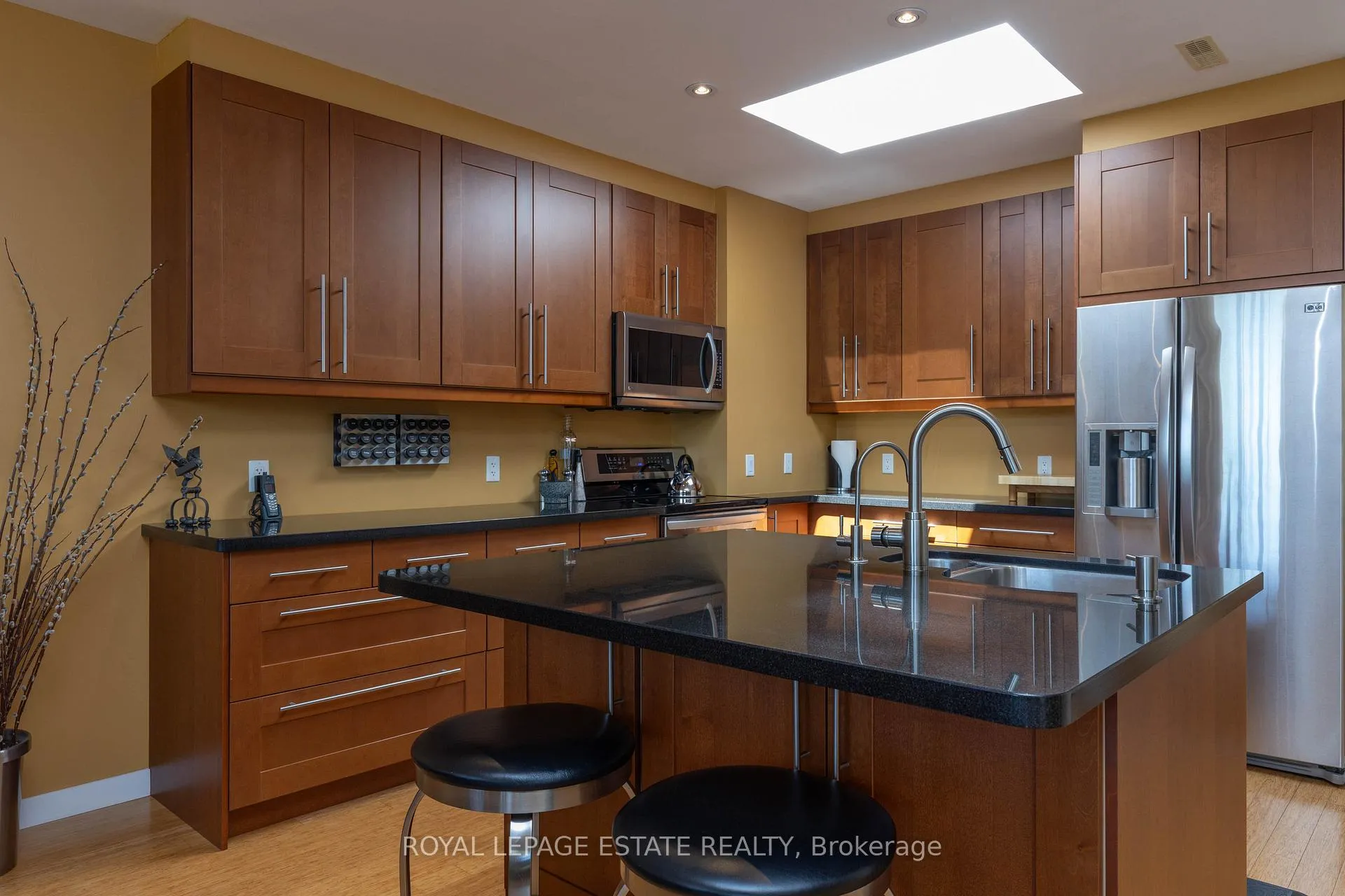Photo 8 of 432 Queen Street E, Toronto, Regent Park — HOMEH