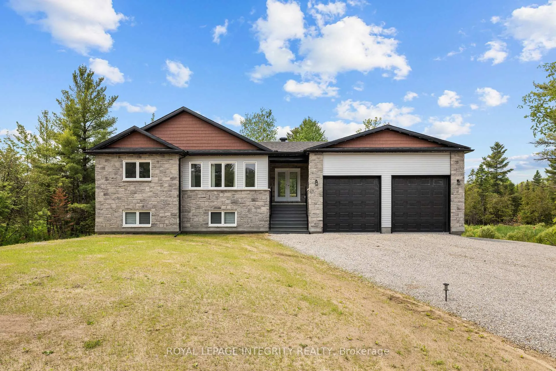 Photo 3 of 292 James Andrew Way, Beckwith, Beckwith Twp — HOMEH