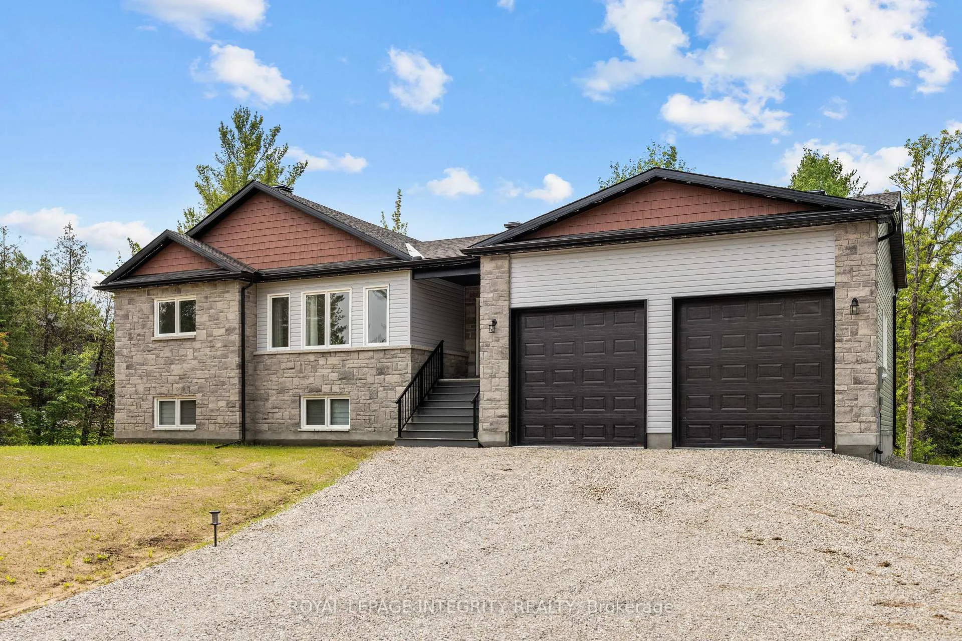 Photo 4 of 292 James Andrew Way, Beckwith, Beckwith Twp — HOMEH