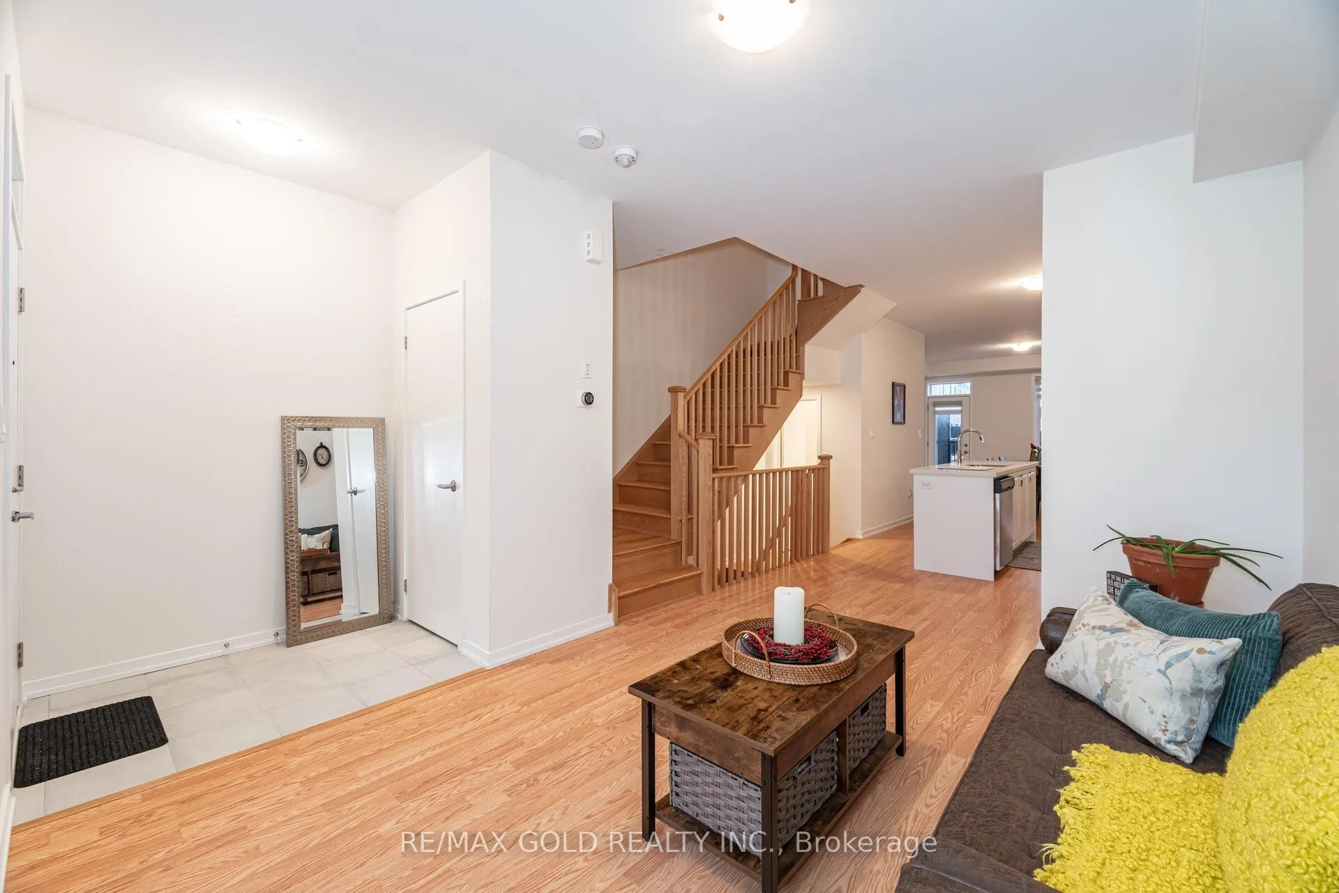 Photo 3 of 56 Lambert Lane, Caledon, Bolton East — HOMEH