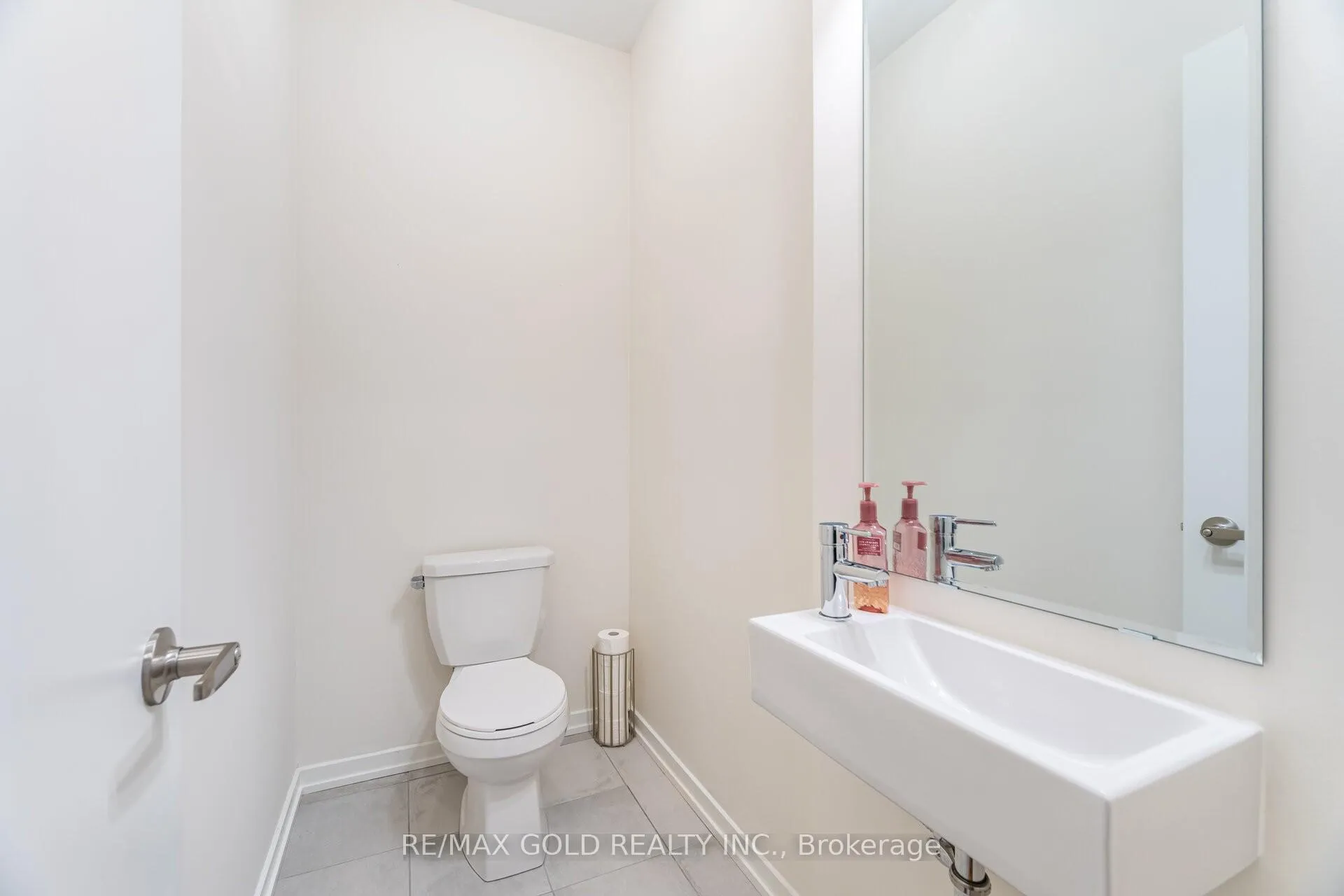 Photo 11 of 56 Lambert Lane, Caledon, Bolton East — HOMEH