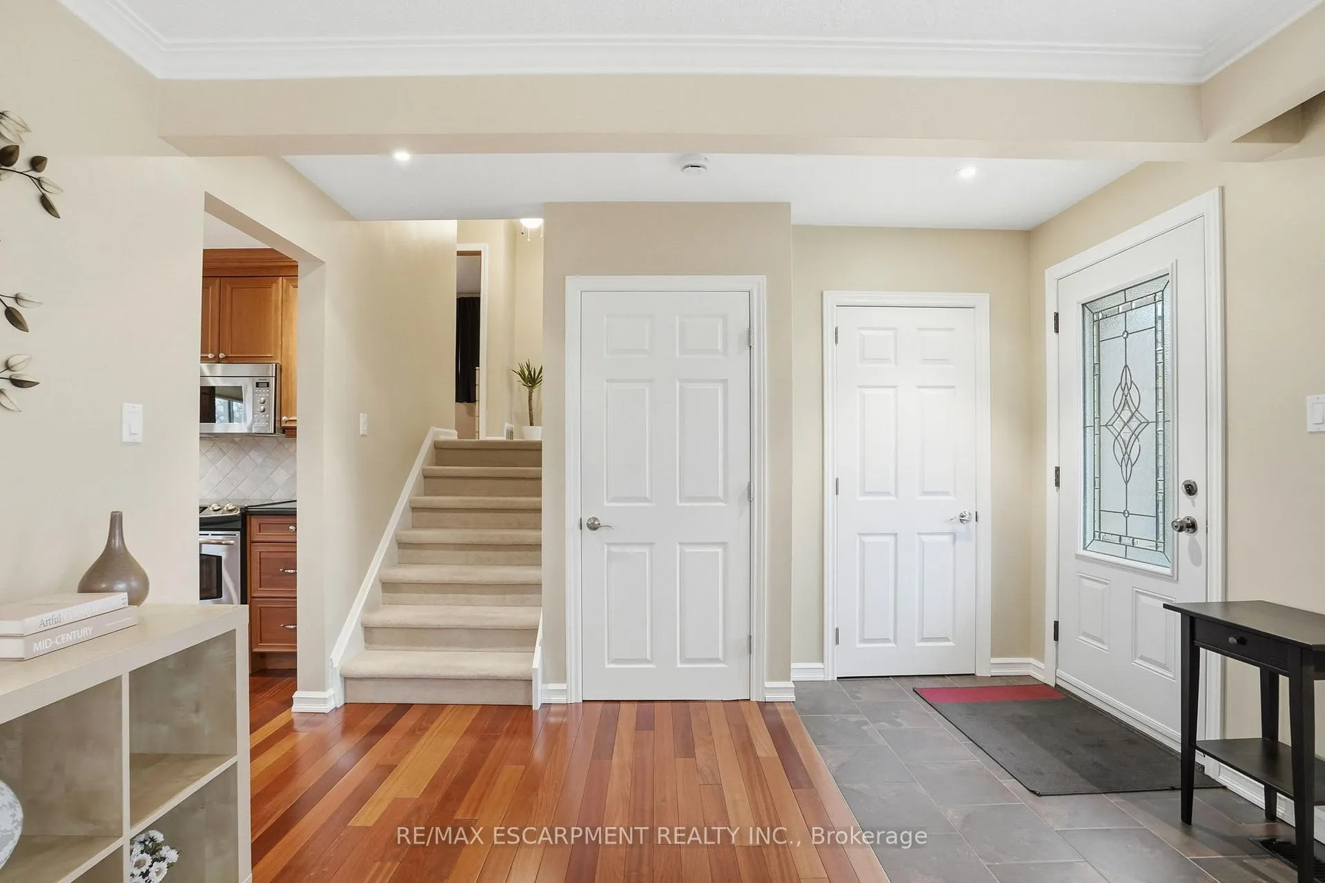 Photo 8 of 5210 Mulberry Drive, Burlington, Appleby — HOMEH