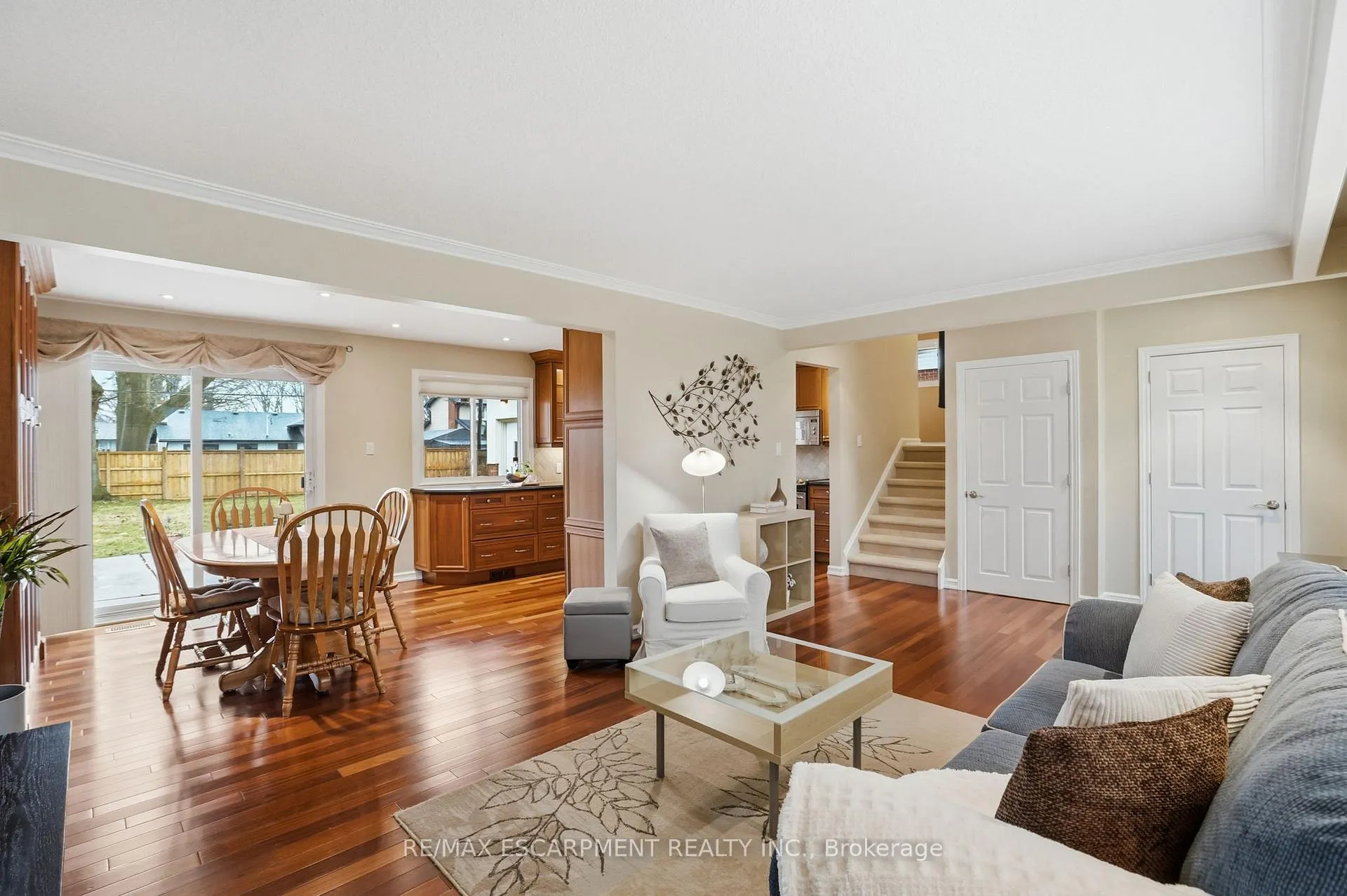 Photo 13 of 5210 Mulberry Drive, Burlington, Appleby — HOMEH