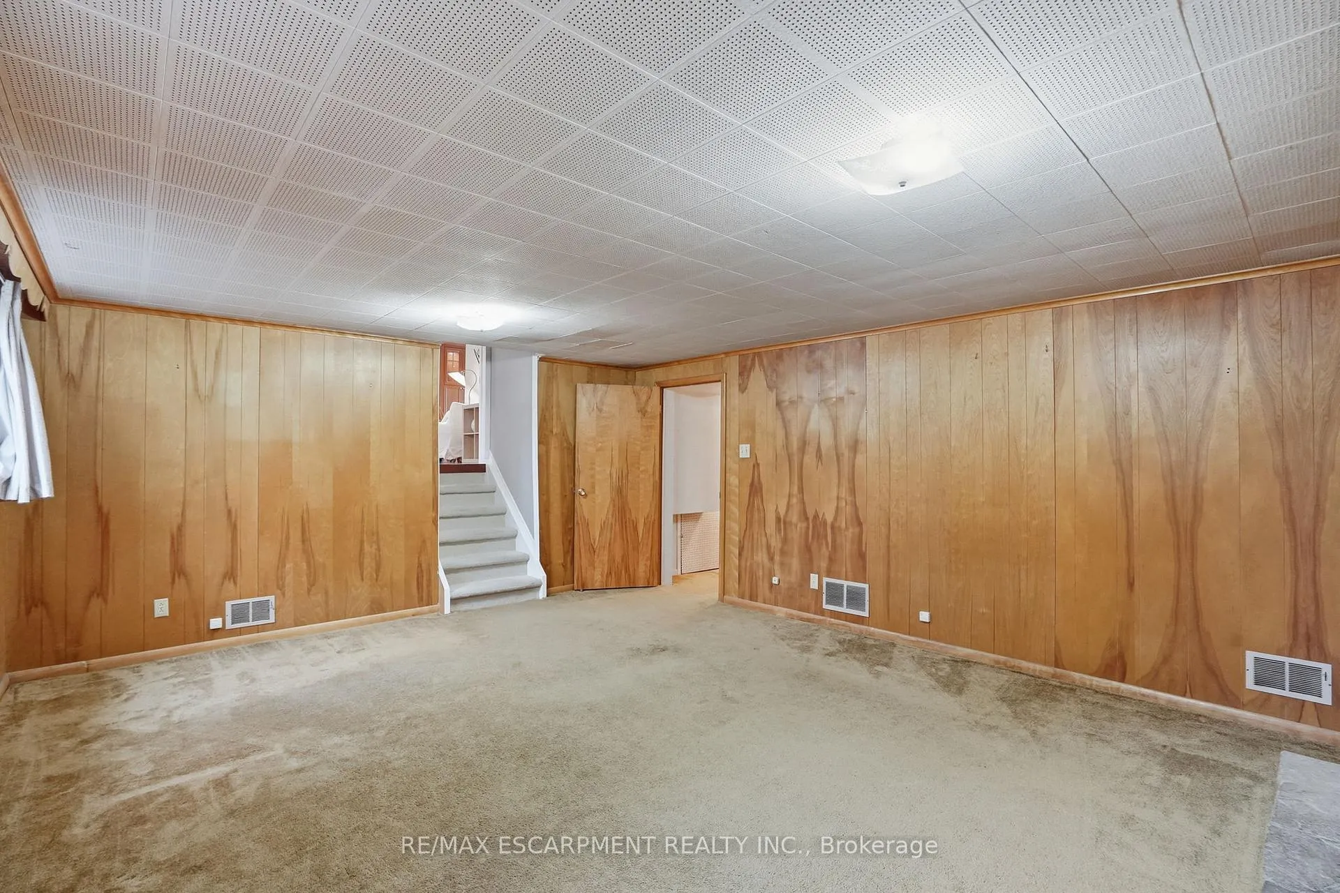 Photo 34 of 5210 Mulberry Drive, Burlington, Appleby — HOMEH